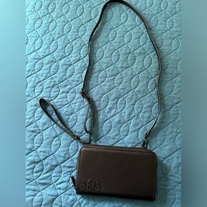 Beis wallet/clutch